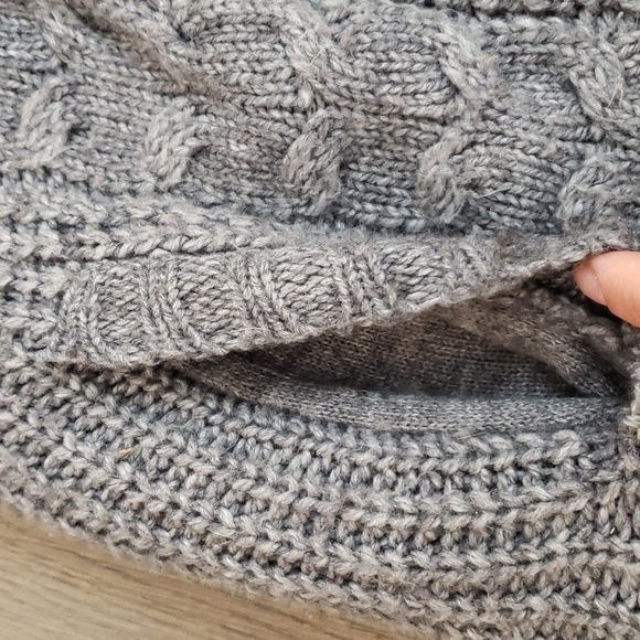 Zara Faux Fur Cable Knit Vest - Picture 5 of 11